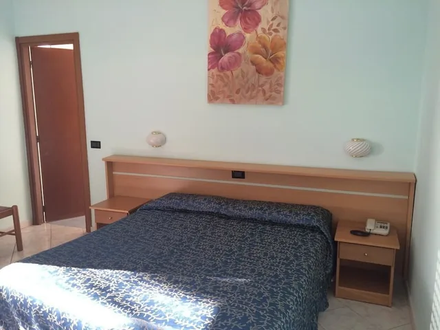 غرفة ثلاثية، Hotel Corallo 1/4