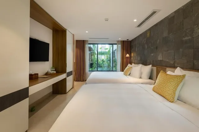 غرفة عائلية بسرير كينج وسرير كوين بإطلالة على المدينة، Ponte Boutique Villa 1/3