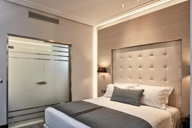 جناح جونيور بإطلالة على الفناء، Antigon Urban Chic Hotel by GHH 1/10
