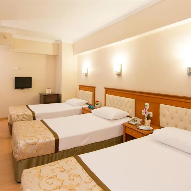 Standard, Triple, Single Bed, Prestige Hotel Old City 5/10