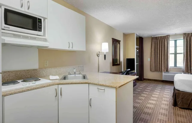 استوديو بسرير كينج، Extended Stay America Santa Barbara - Calle Real 10/10