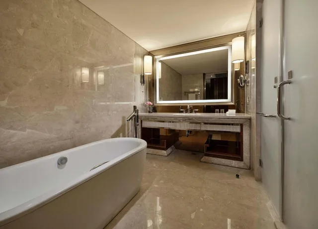 Deluxe, Queen Bed, SANDING NEW CENTURY GRAND HOTEL YIWU 7/7