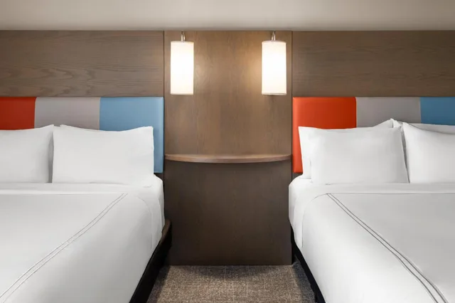 Room, Twin Beds, Accessible, Even Hotel Brooklyn 6/10