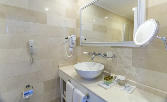 غرفة قياسية بسرير مزدوج، Wise Boutique Hotel & Spa 2/5