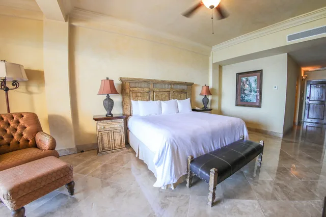 غرفة سوبيريور فاخرة بإطلالة على البحر بغرفة نوم واحدة، La Mision Loreto Hotel 3/7