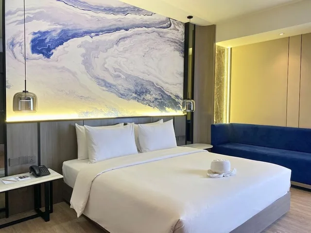 Express, Suite, Queen Bed، Swiss-Belexpress Jemursari Surabaya 2/7