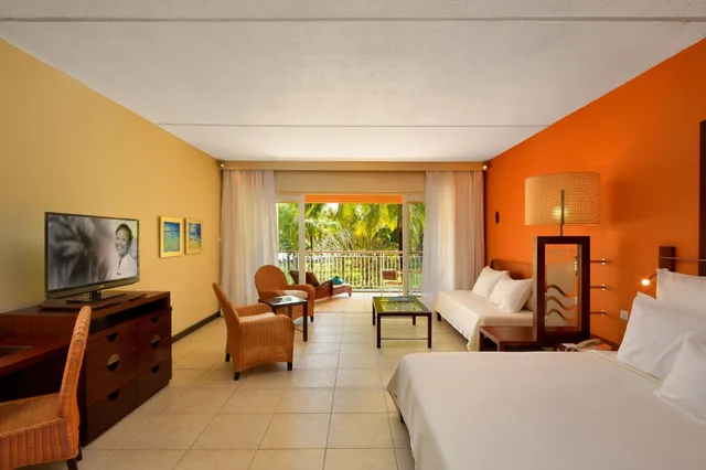 Victoria, King Bed، Victoria Beachcomber Resort and Spa 2/5