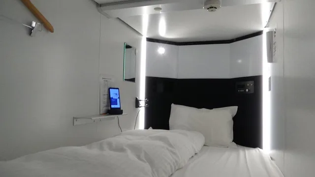 Capsule, Male Dorm، Hearts Capsule Hotel And Spa 1/1