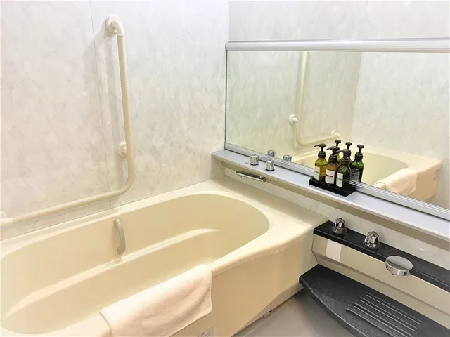 غرفة بسريرين منفصلين لذوي الإعاقة، Hotel Mystays Maihama 2/3