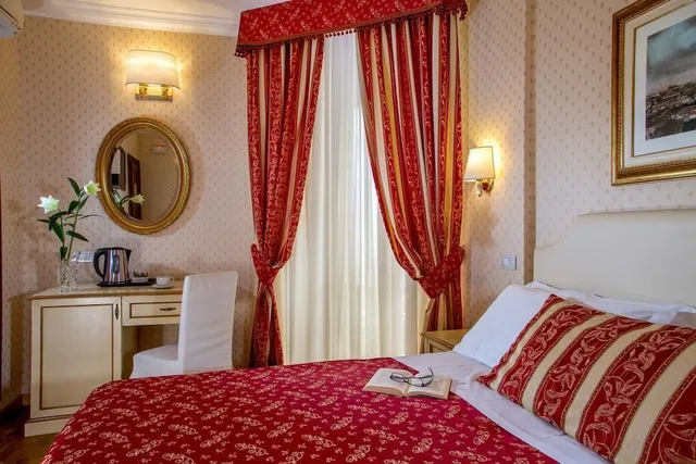 غرفة أساسية بسرير مزدوج أو سريرين منفصلين بغرفة نوم واحدة، Boncompagni Suite 4/10