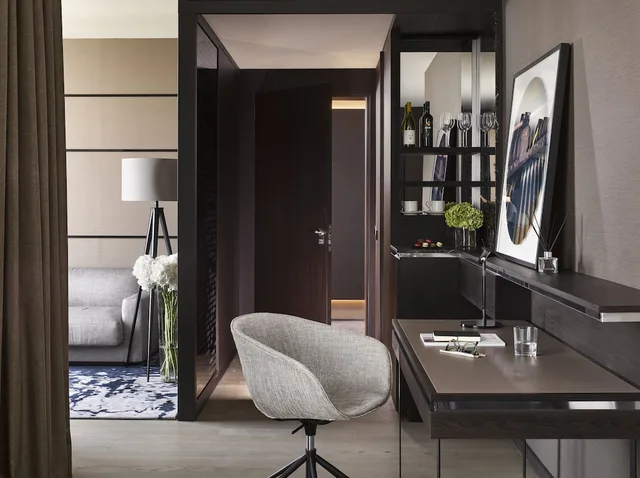 جناح جونيور بسرير كينج في طابق مرتفع، INTERCONTINENTAL LJUBLJANA 5/5
