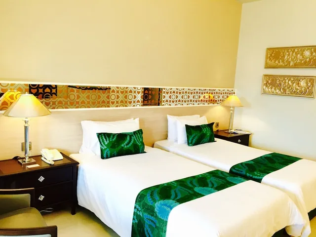غرفة سوبيريور بسرير كوين، Indra Regent Hotel 3/5