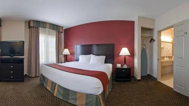 Standard, Single Bed, Holiday Inn Express Hotel And Suites Pleasant Prairie Kenosha 1/4