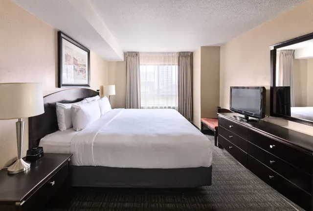جناح بغرفتي نوم، Les Suites Hotel Ottawa 2/2