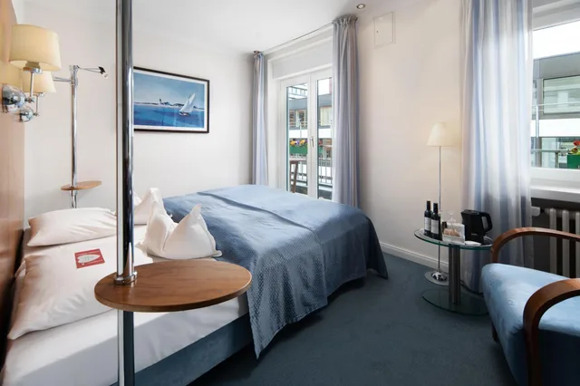غرفة سوبيريور بسرير كوين، Baseler Hof Hotel 2/2