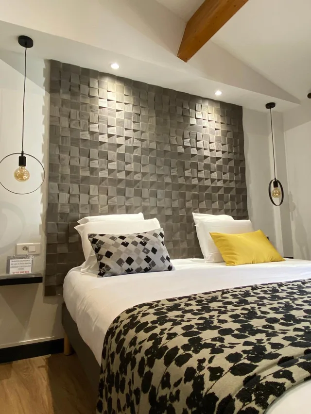غرفة رباعية بسرير مزدوج وسريرين منفصلين، KYRIAD CHALON SUR SAONE CENTRE 8/10