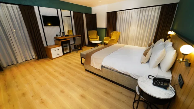 غرفة ديلوكس بسرير مزدوج بإطلالة على البحر، Fragments Hotel 5/7