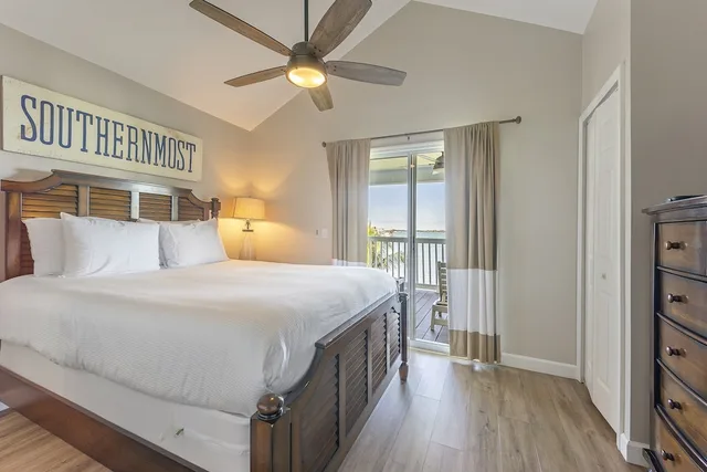 Town House, 2 Queen Beds, Sofa، Village at Hawks Cay Villas by KeysCaribbean 2/10