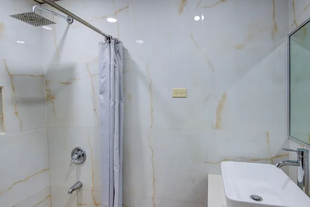 غرفة ديلوكس مفردة بسرير فردي، Airport Suites Hotel 6/9