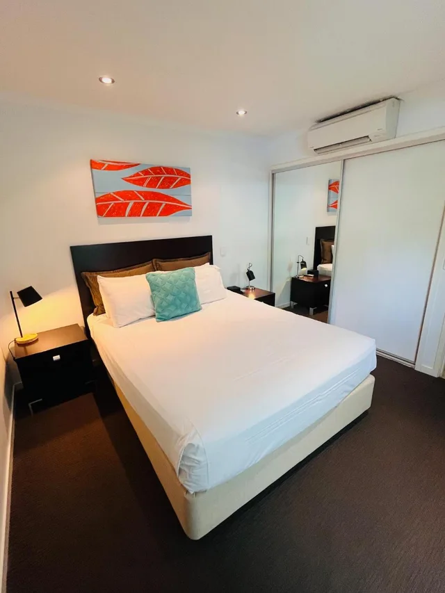 2 Bedrooms, Apartment, Water View, Hot Tub، At Marina Shores 10/10
