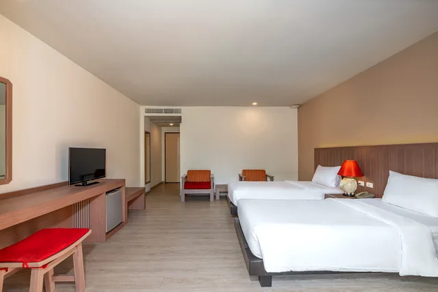 غرفة سوبيريور بسرير مزدوج أو سريرين منفصلين، Kata Sea Breeze Resort 5/10