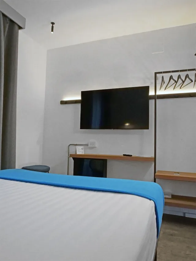 غرفة قياسية بسرير كوين، Hotel Europa Monetti 1/2
