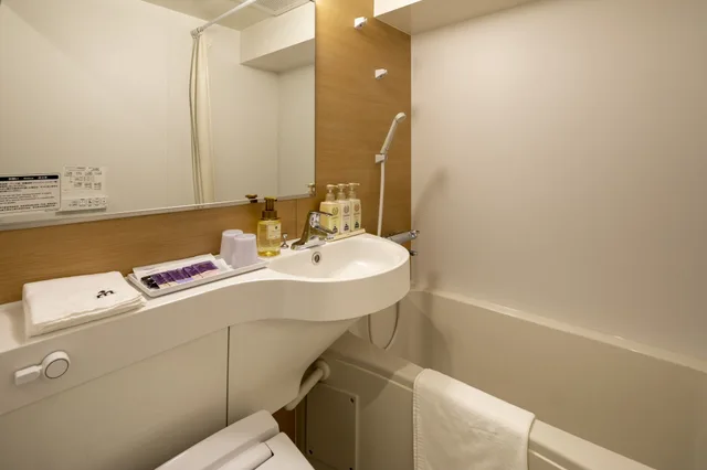 غرفة عائلية بسريرين منفصلين وفرشتي فوتون، Hotel Mid in Kuramae Ekimae 6/6
