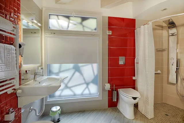غرفة بسرير مزدوج أو سريرين منفصلين، Hospitality Hotel 5/5