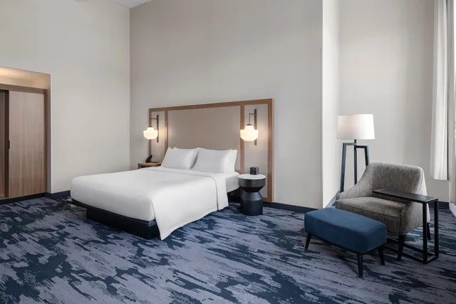 غرفة بسريرين كوين لذوي الإعاقة، Fairfield Inn & Suites Madison Historic Eagle Cotton Mill 4/9