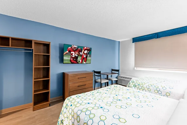 استوديو بسريرين مزدوجين، HomeTowne Studios by Red Roof & Conference Center Cortland 4/5