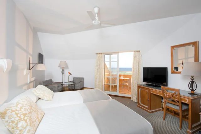 غرفة بريميوم بسرير كوين بإطلالة، Melia Atlantico Isla Canela 5/8