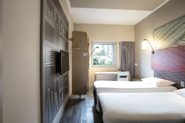 غرفة قياسية بسريرين منفصلين، Ibis Cali Granada 3/8