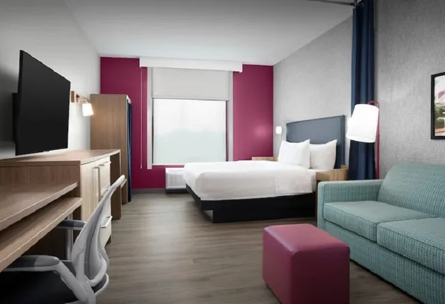1 Bedroom, Suite, King Bed, Accessible, Home2 Suites by Hilton Huntsville Village of Providence 1/2