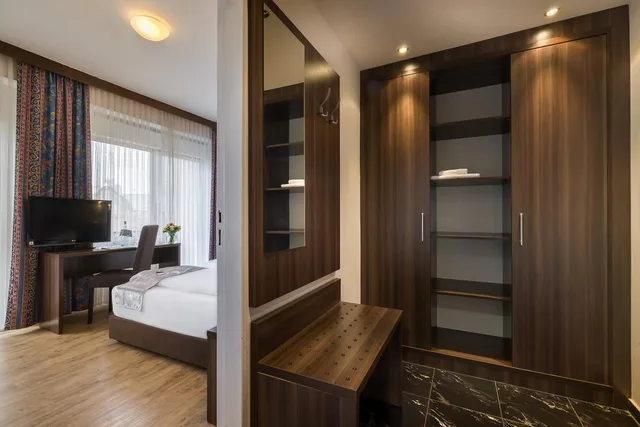 غرفة قياسية ثلاثية، Garner Hotel Frankfurt - Main Station 5/10