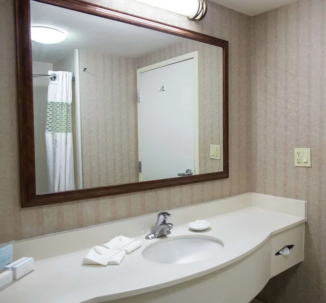 غرفة بسريرين مزدوجين للمدخنين، Hampton Inn By Hilton Torreon-Airport Galerias 3/3
