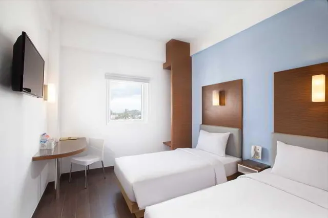 غرفة قياسية بسرير مزدوج، Amaris Hotel Palembang 1/2