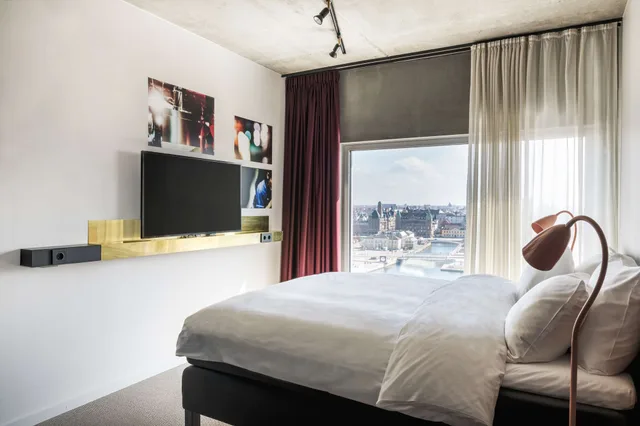 غرفة بسرير كوين بإطلالة على المدينة، Story Hotel Studio Malmo 3/6