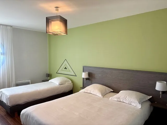 Superior, Apartment, 1 Single and 2 Double Beds، Zenitude Hotel-Residences Nantes Metropole 1/6