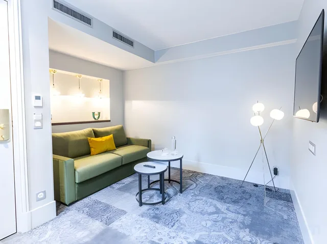 جناح رباعي، Normandy Hotel Paris - Saint-Honore 2/2