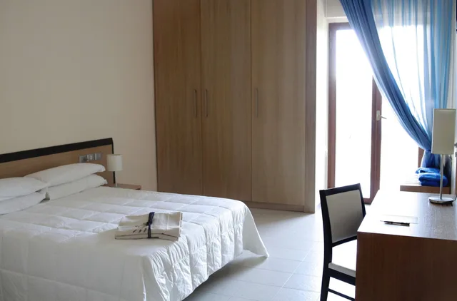 غرفة بسرير مزدوج بشرفة في الطابق الأرضي، Club Azzurro Hotel & Resort 2/4