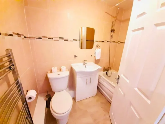 Garden, Flat, Apartment, 1 Single and 2 Double Beds, Kitchen، The Melville Hotel 4/5