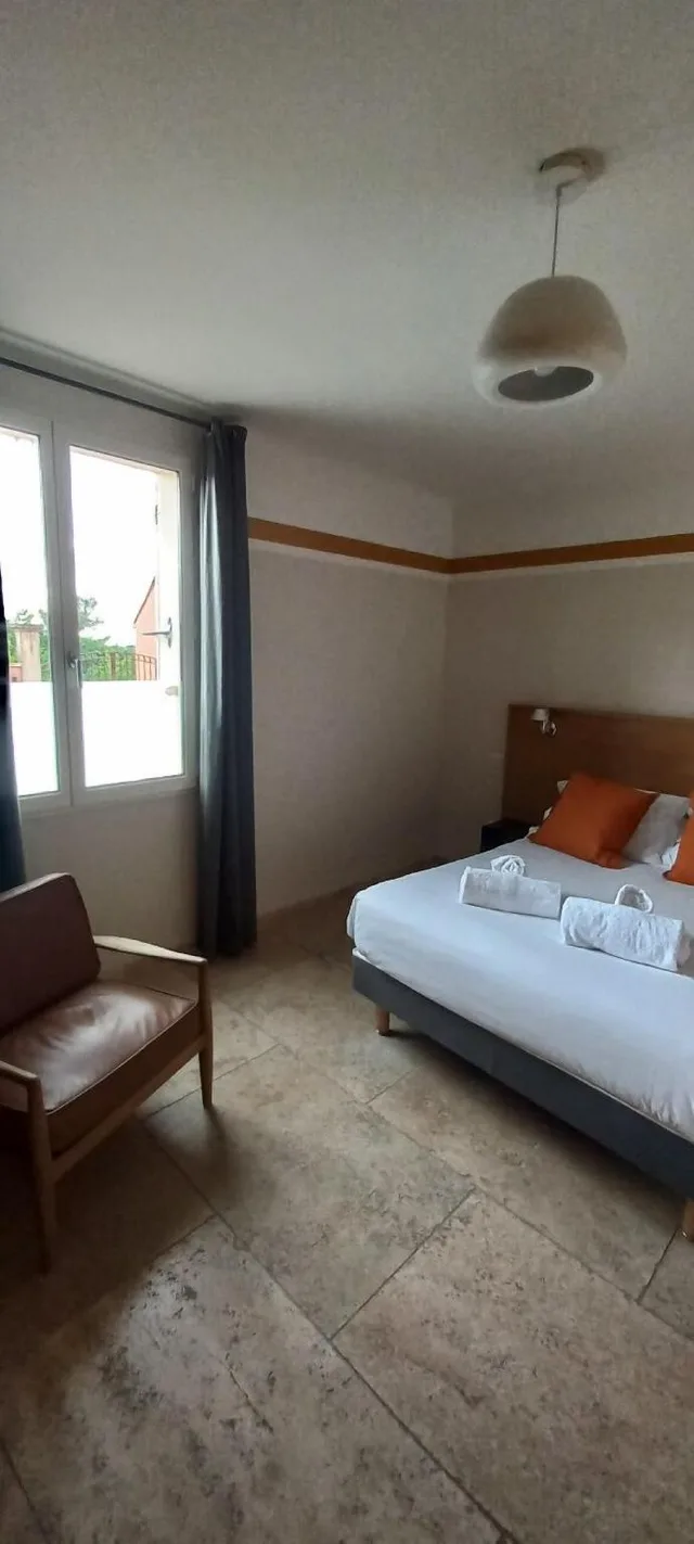 Standard, Double Bed, Private Bathroom, Accessible, La Maison des Ocres 1/2