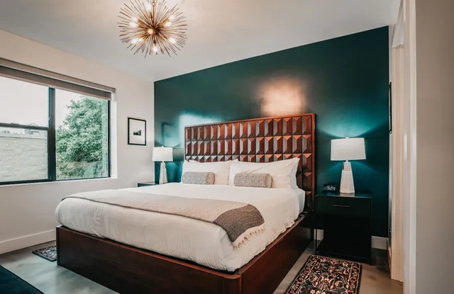 جناح بسريرين كينج بغرفتي نوم، Colton House Hotel 1/2