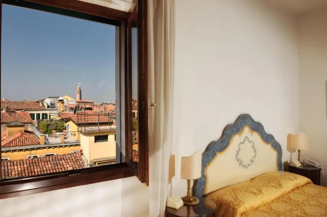 جناح جونيور، San Marco Palace 1/3