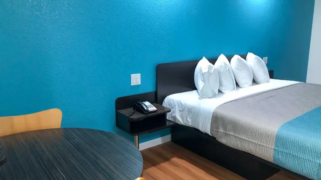 غرفة بسرير كينج لذوي الإعاقة، Motel6 Temple, TX 7/10