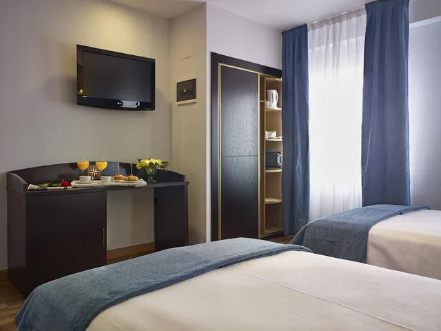 غرفة قياسية ثلاثية، Hotel 40 Nudos 3/3