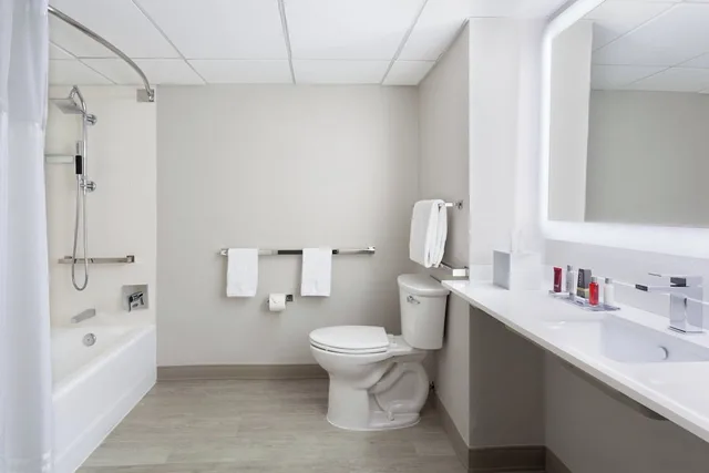 غرفة بسرير كينج، Marriott Miami Airport 14/17