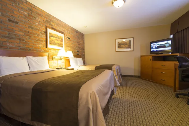 غرفة بسريرين مزدوجين، Travelodge by Wyndham Thunder Bay 5/9