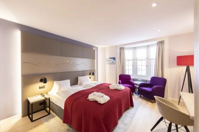 Premium, King Bed, Main House، Hotel Rosatsch 3/8
