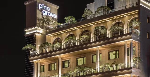 Room, King Bed, Pine View, Pine Grove Hotel 1/1